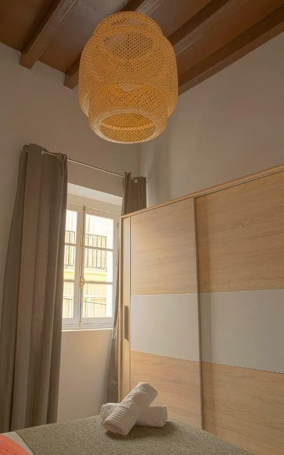 Cdz - Poniente, Intimo Apartamento En El Corazon De Cadiz Spain